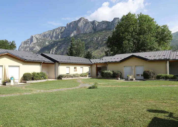 Complexe Des Oustalous * Les Cabannes (Ariege)