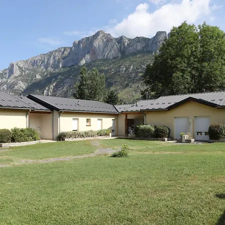 Complexe Des Oustalous * Les Cabannes (Ariege)