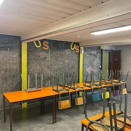 Complexe Des Oustalous منتزه العطل ليه كابان